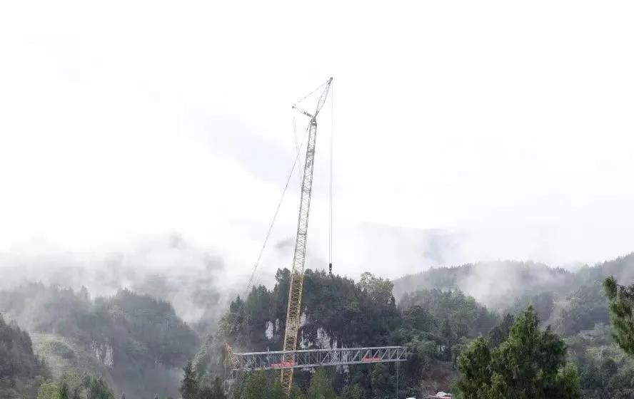 喜报 | 三江河跨越桁架吊装顺利完成