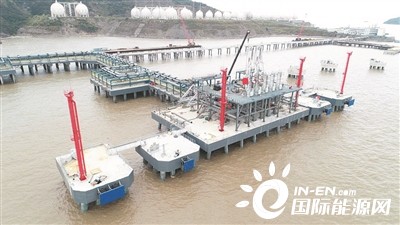 浙南地区最大液化天然气码头建成