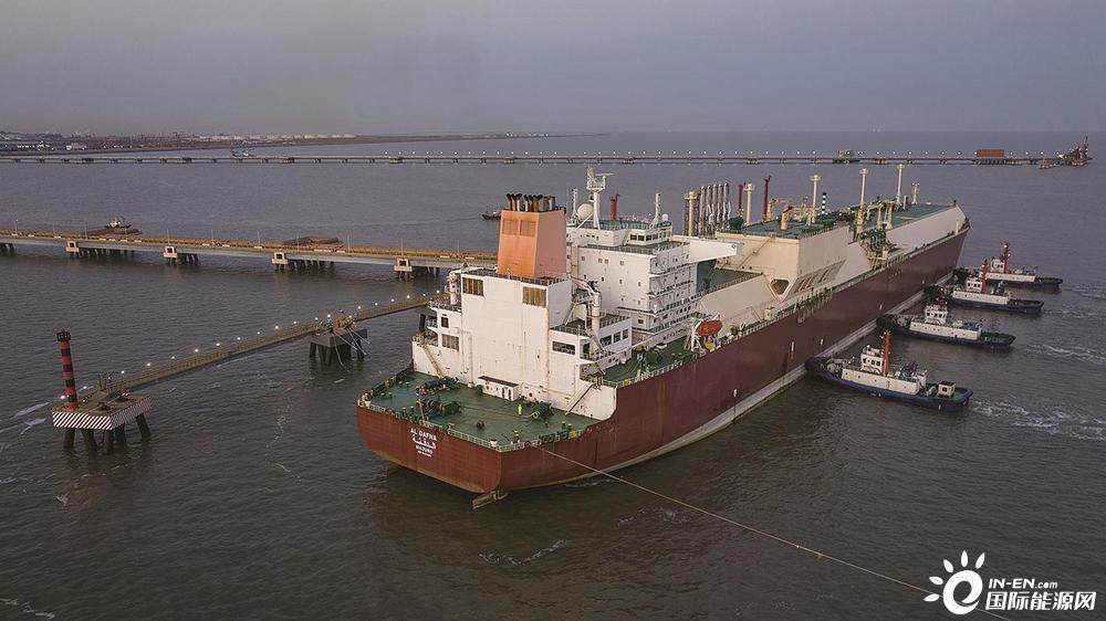 中石油唐山LNG接收站首次实现夜航离泊