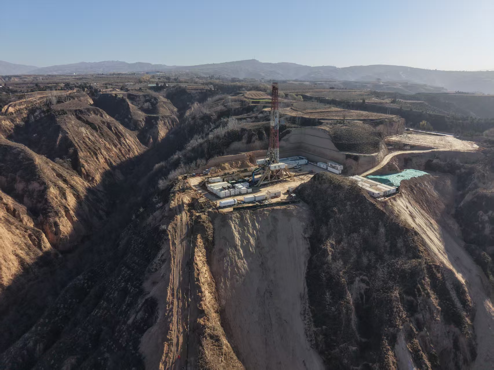 高原“气脉”畅通丨中化华油铺就煤岩气绿色能源动脉